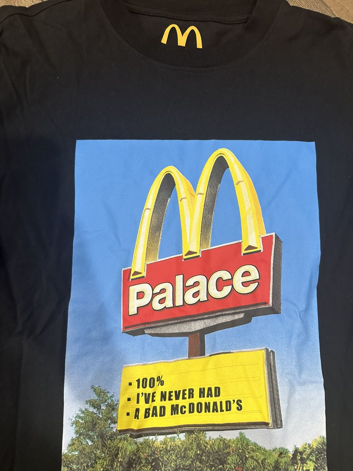 Palace Palace x McDonald Sign T sz L Size US L / EU 52-54 / 3 - 2 Thumbnail