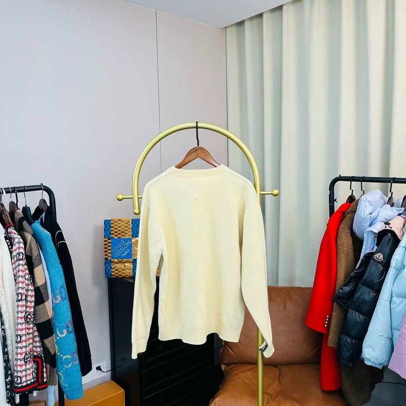 Louis Vuitton Louis Vuitton Yellow Shawl Pullover Sweatshirt Size S / US 4 / IT 40 - 2 Thumbnail
