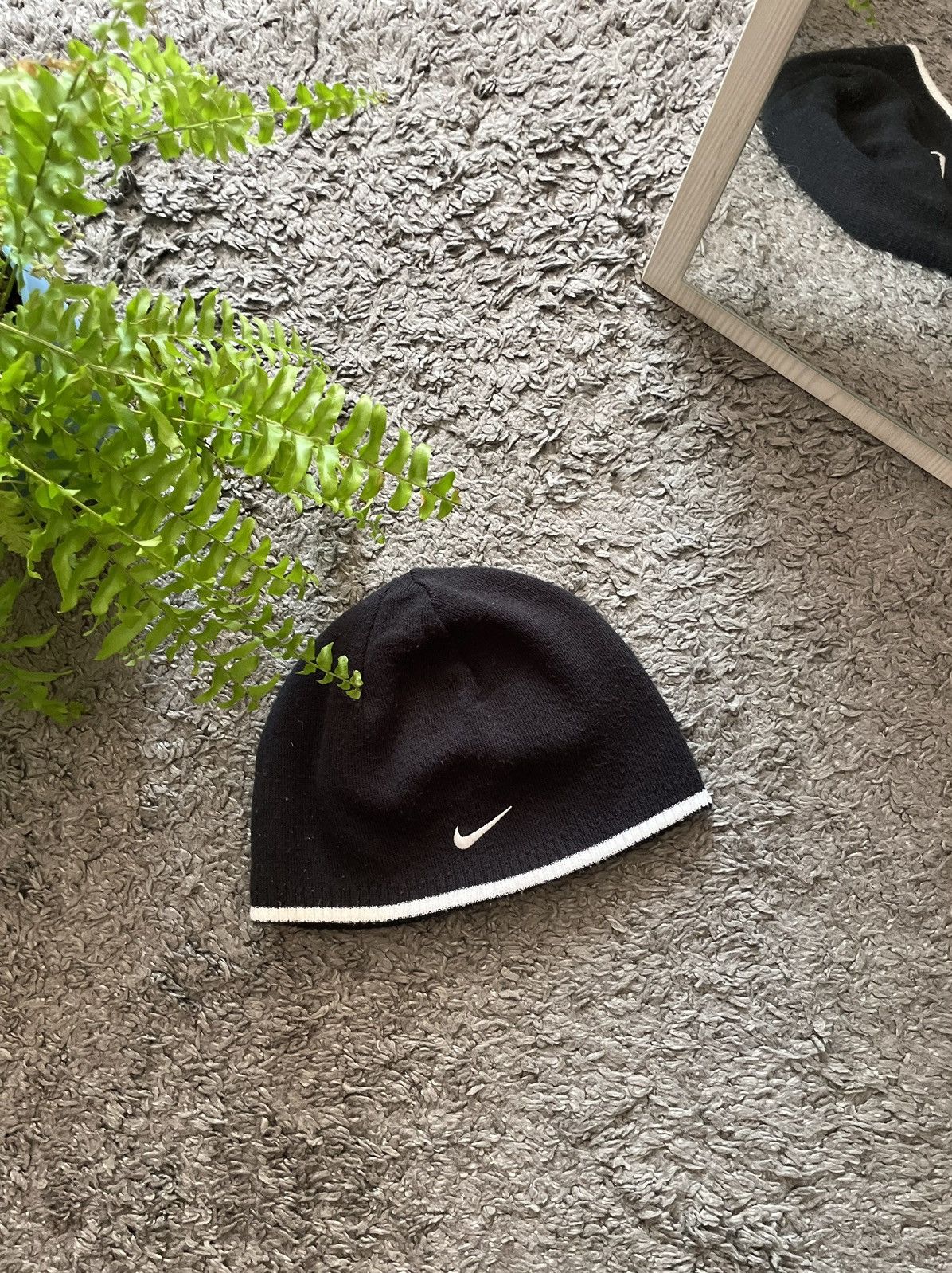 Nike × Vintage 00s Nike Beenie Hat Vintage Streetwear Logo Swoosh Rare Size ONE SIZE - 1 Thumbnail