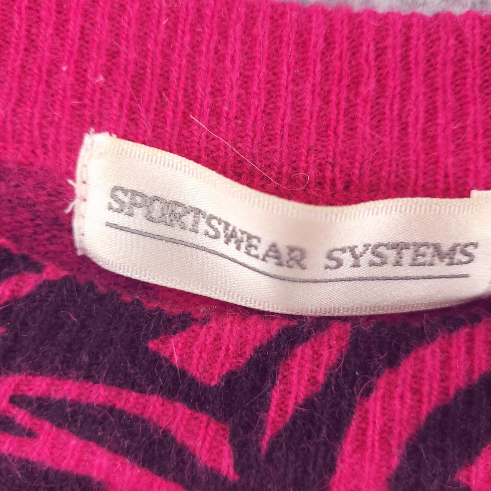 Vintage VINTAGE Sportswear Systems Sweater Womens Medium Angora Rabit Hair 90s Retro Purple Geometric Pullover Mens, Womens, or Boys? Size M / US 6-8 / IT 42-44 - 5 Thumbnail
