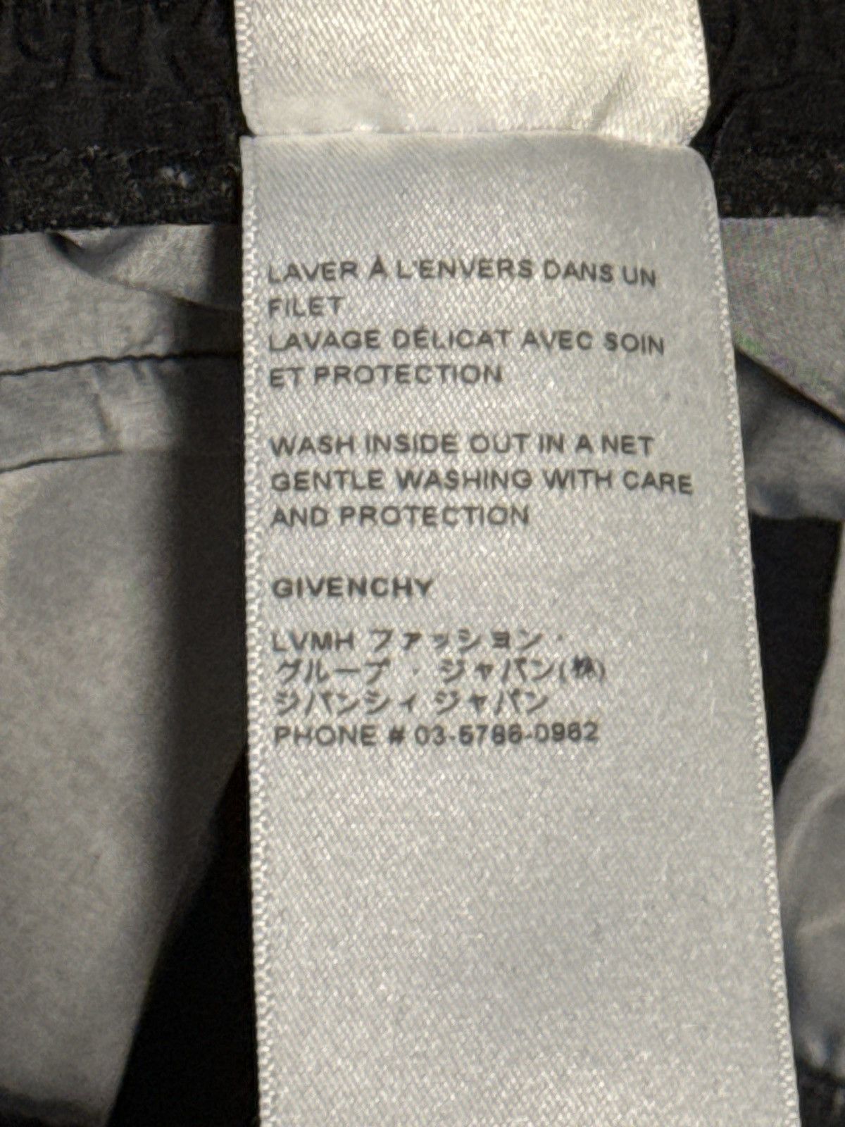 Givenchy Givenchy x Chito shorts Size US 32 / EU 48 - 6 Thumbnail