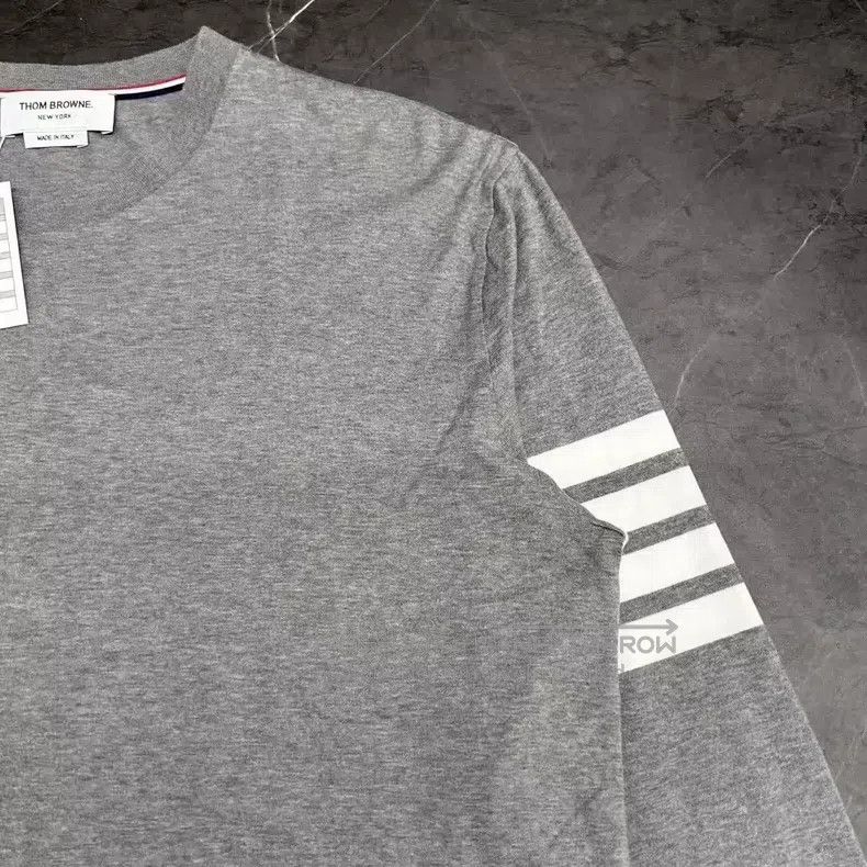 Thom Browne Thom Browne Gray four-barrel long sleeves Size US XL / EU 56 / 4 - 3 Thumbnail