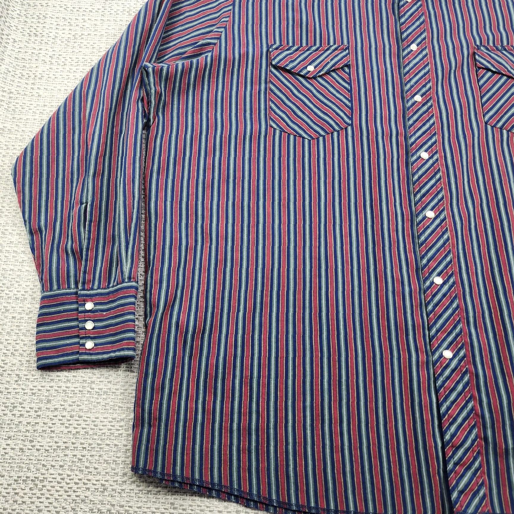 Wrangler VINTAGE Wrangler Western Shirt Mens 3XLT Blue Red Striped Pearl Snap Long Sleeve Yoke Shirt Size US XXL / EU 58 / 5 - 3 Thumbnail