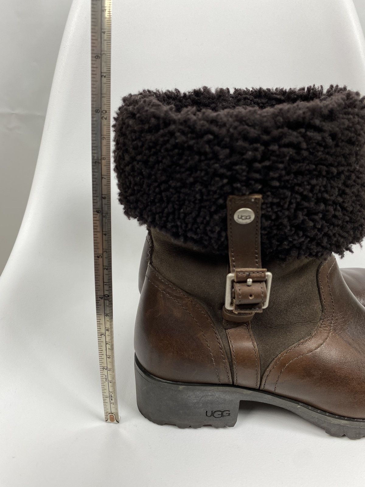 Ugg UGG Australia Genuine Leather Boots Fut Trim size 38 Size US 7 / IT 37 - 12 Thumbnail