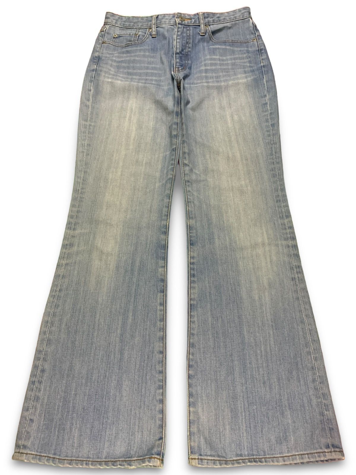 image of Jun Takahashi x Uniqlo Vintage Uniqlo Light Wash Style Distressed Flare Jeans 32X32 in Blue, Men's