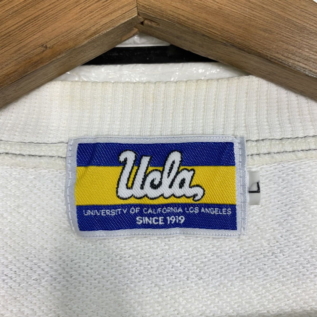 Vintage 🔥VINTAGE JUMPER SWEATSHIRT UCLA BIG LOGO Size US L / EU 52-54 / 3 - 13 Thumbnail