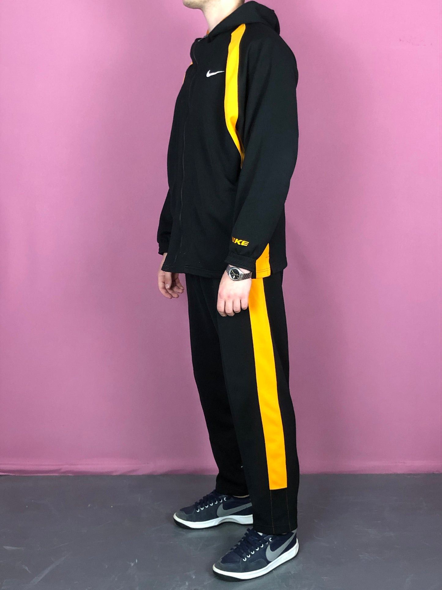 Designer Nike 90s Vintage Tracksuit – Men's M, Jacket & Pants Size US M / EU 48-50 / 2 - 2 Thumbnail