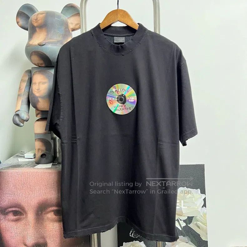 Balenciaga Balenciaga CD Short Sleeve Size US L / EU 52-54 / 3 - 1 Thumbnail