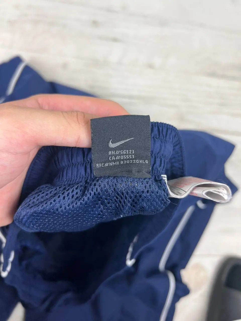 Nike Vintage Nike Track Pants Nylon 00s Swoosh Striped Y2K Baggy Size US 36 / EU 52 - 5 Thumbnail