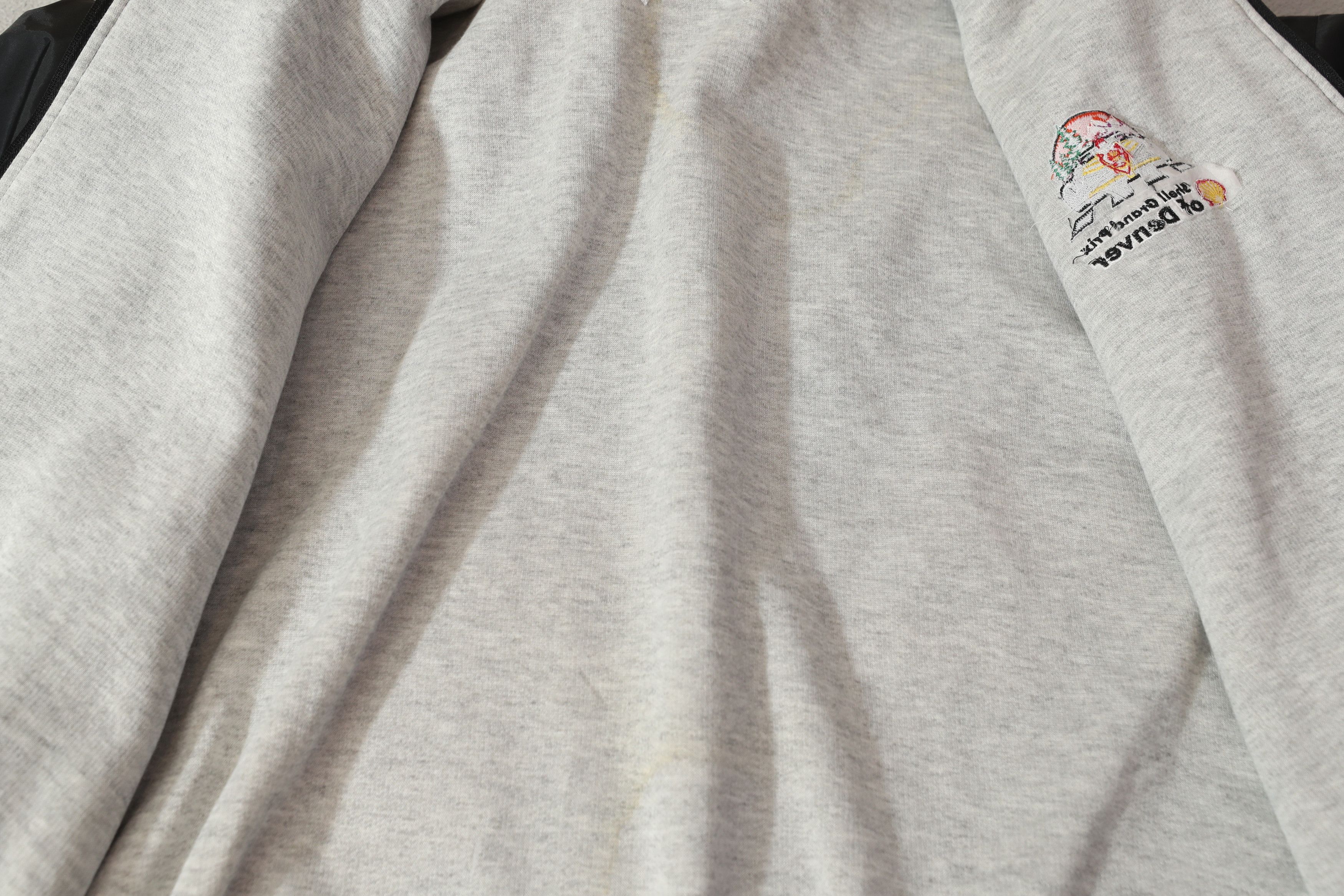 Vintage Shell Grand Prix of Denver (XXL) Size US XXL / EU 58 / 5 - 13 Thumbnail