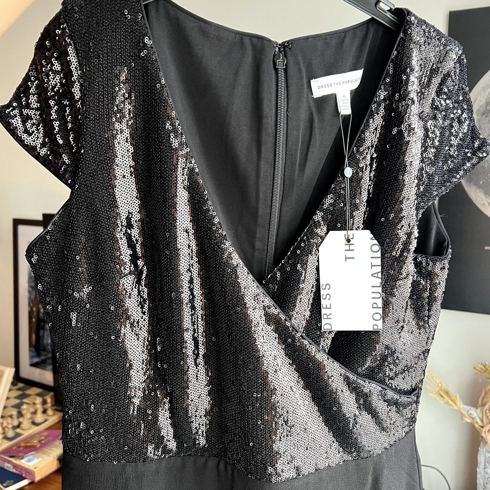 Dress the Population Dress The Population Jaleah Bodycon Sequin Midi Dress XL Size XL / US 12-14 / IT 48-50 - 10 Thumbnail
