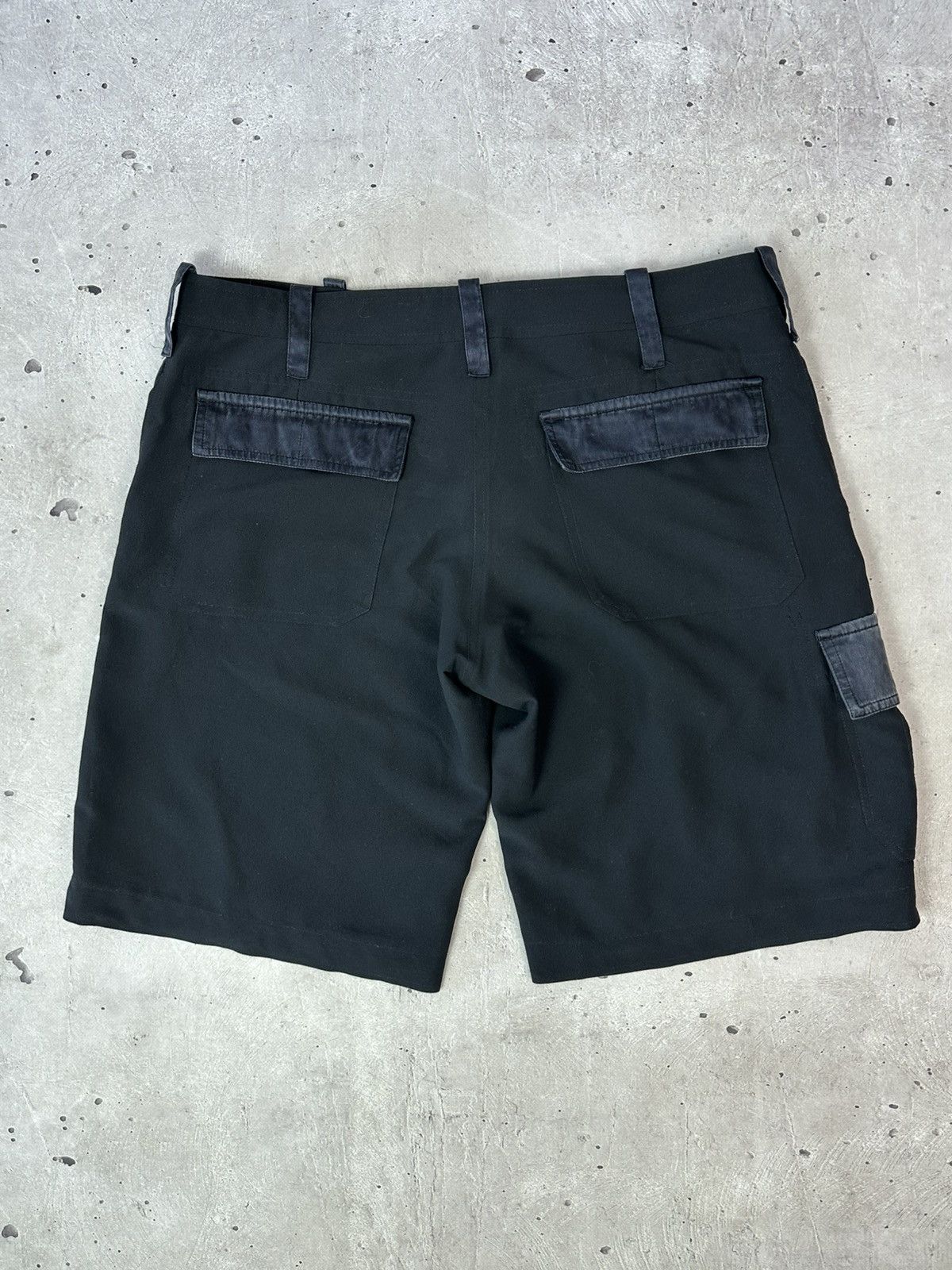 Matthew Williamson Matthew Williamson Black Cargo Silk Details Women’s Shorts Size 28" / US 6 / IT 42 - 8 Thumbnail