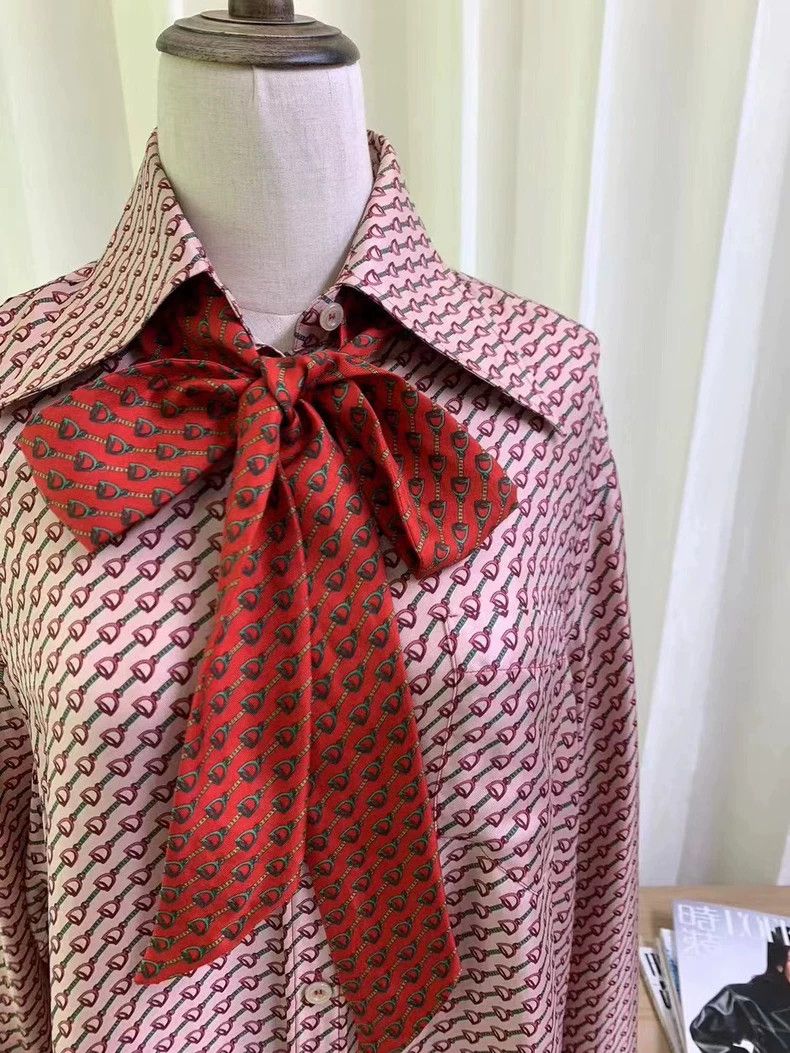 Gucci Gucci Silk horseshoe printed long-sleeved shirt 2501-Nextar Size US XXS / EU 40 - 3 Thumbnail