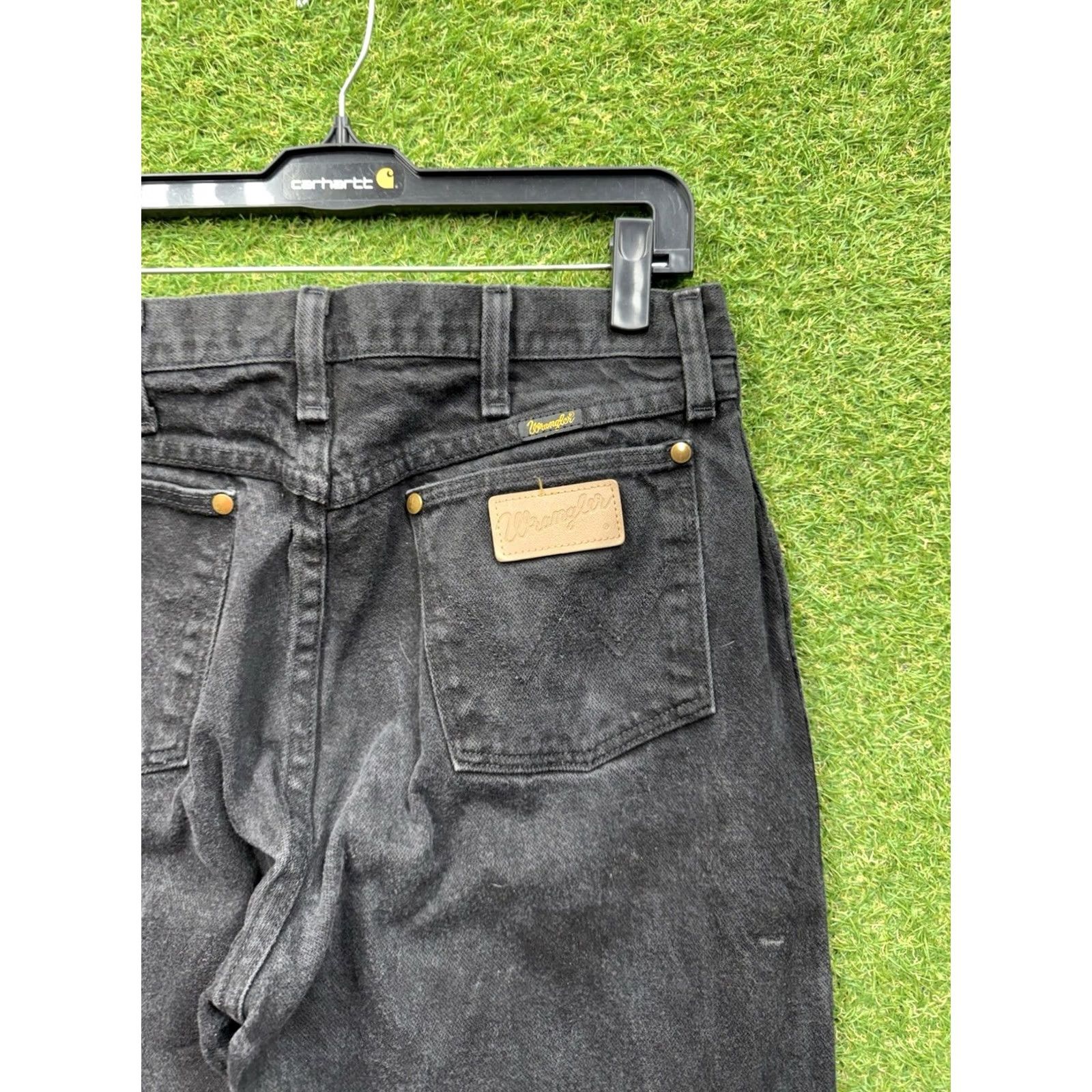 Wrangler VINTAGE Wrangler Jeans Mens 33x34 Black 13MWZ Straight Denim Western Cowboy Cut Jeans Mens Regular 5-Pocket Black Cowboy Western 13MWZ Mexico Size US 33 - 3 Thumbnail