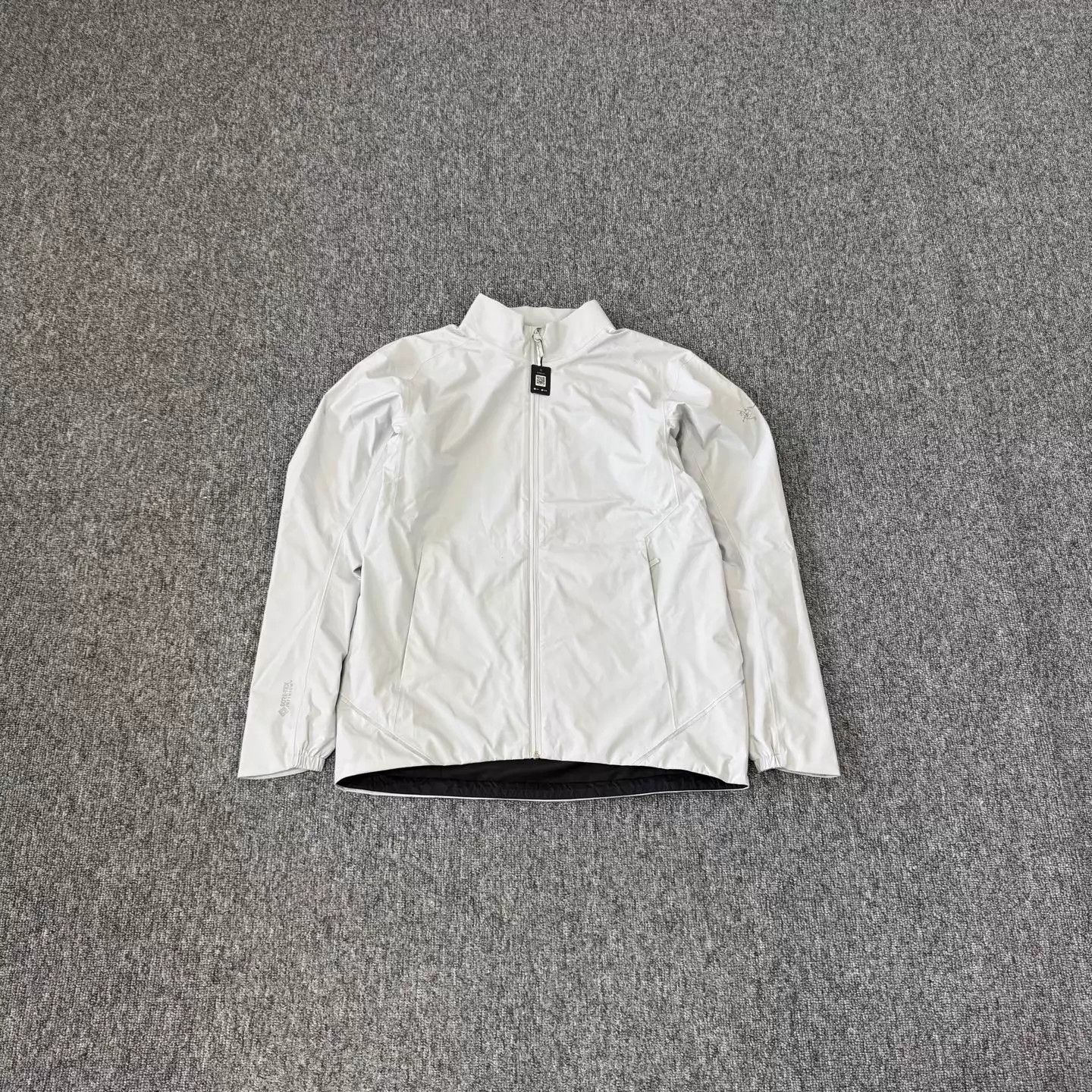 Arc'teryx Arcteryx Solano Light Gray Windbreaker Jacket S Size US S / EU 44-46 / 1 - 1 Thumbnail
