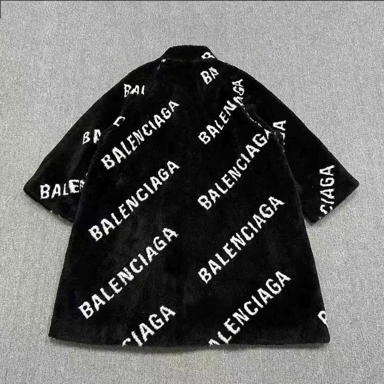 Balenciaga Balenciaga size 36 Teddy Bear Print Full Logo Black and Wh Size M / US 6-8 / IT 42-44 - 2 Thumbnail