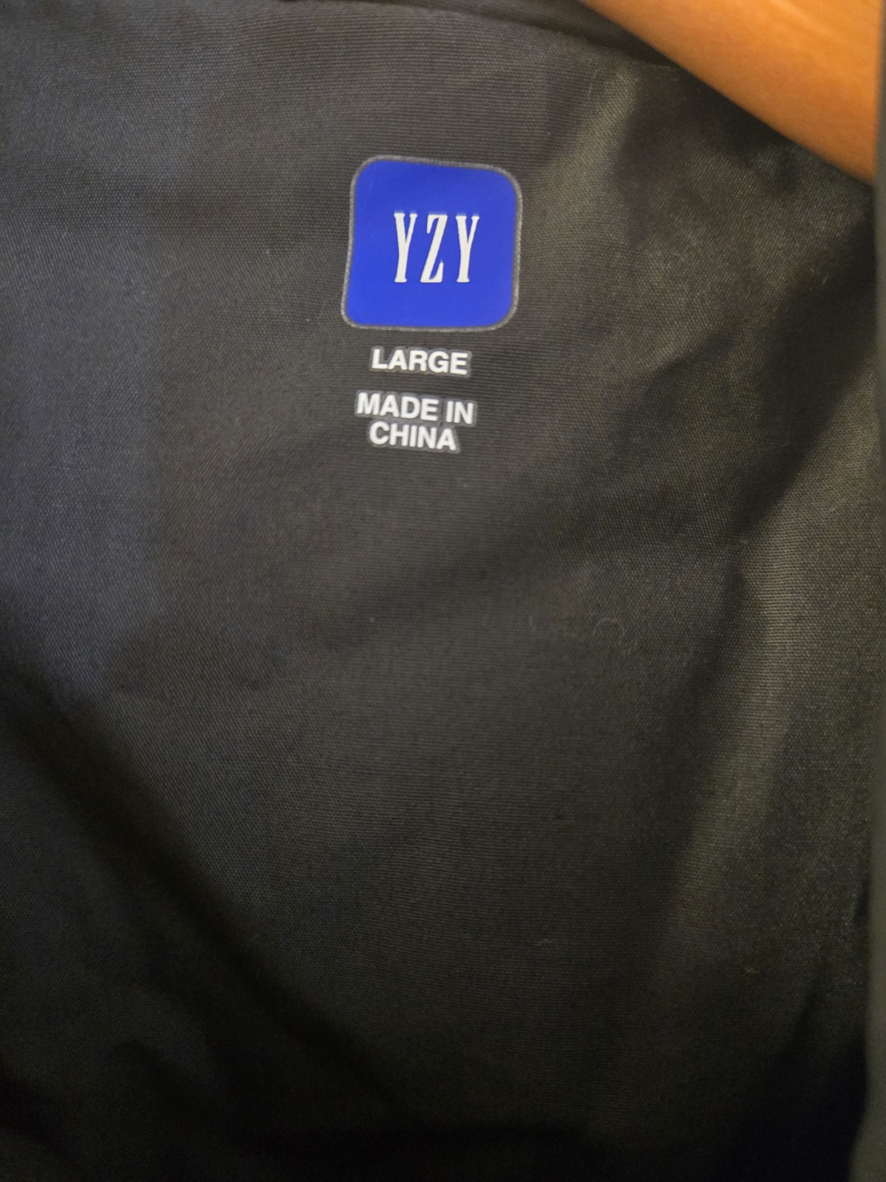 Gap Yeezy gap round jacket v1 black size large Size US L / EU 52-54 / 3 - 4 Thumbnail