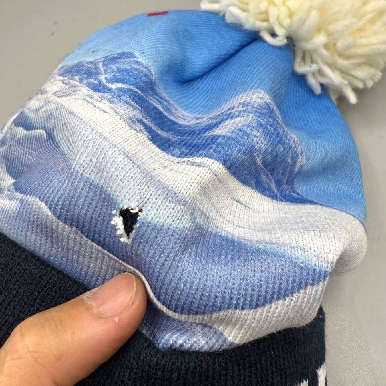 Vintage Team USA Hat Men Blue Olympic Team Apparel Cuffed Beanie Pom Pom Cap Size ONE SIZE - 3 Thumbnail