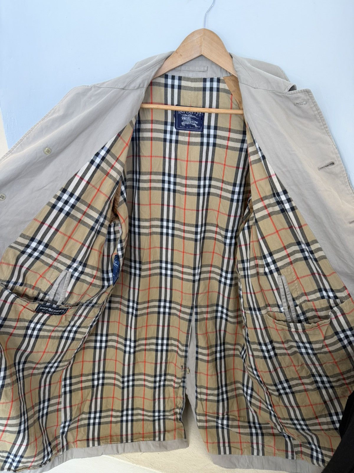 Burberry Vintage 90s Burberry‘s Trenchcoat Made in England Size L Size US L / EU 52-54 / 3 - 6 Thumbnail