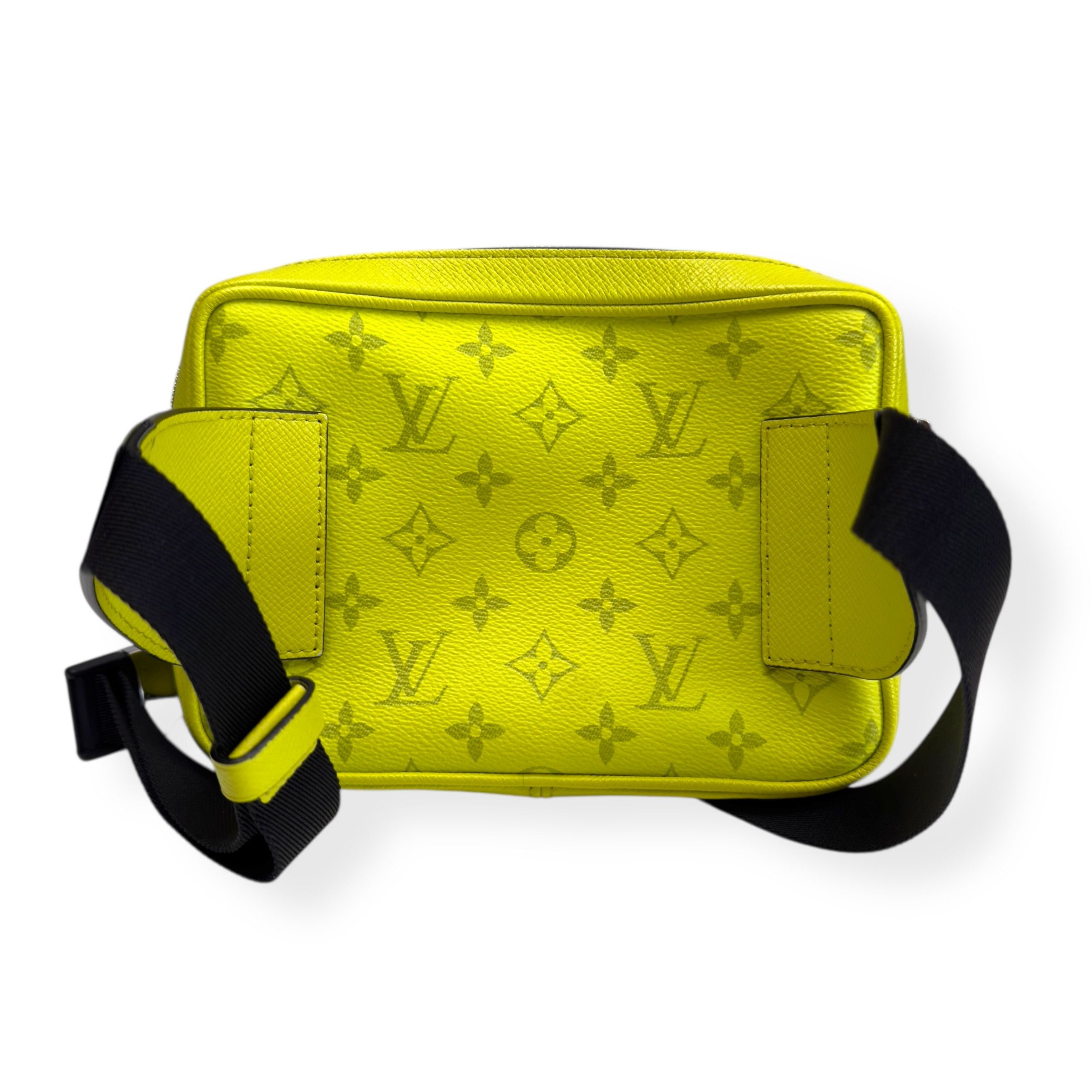 Louis Vuitton LOUIS VUITTON MONOGRAM TAIGARAMA BUM BAG YELLOW S Size ONE SIZE - 4 Thumbnail