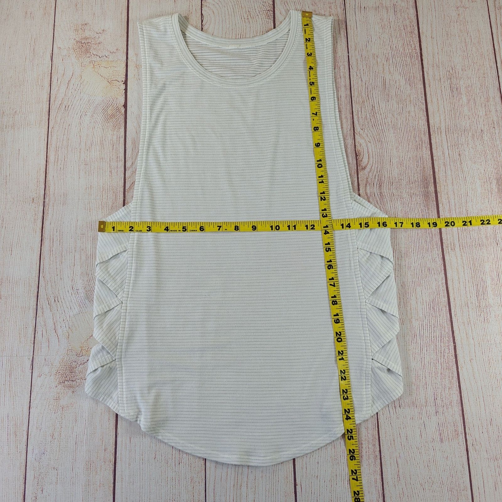 Lululemon Lululemon Var-City Muscle Tank Heathered White Size M / US 6-8 / IT 42-44 - 4 Thumbnail