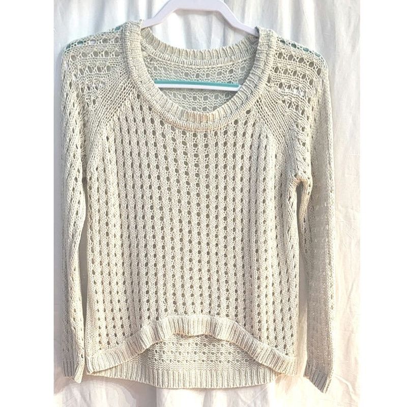 Other Vintage Beige Lace Open Knit Long Sleeve Sweater Size Medium Size M / US 6-8 / IT 42-44 - 1 Thumbnail