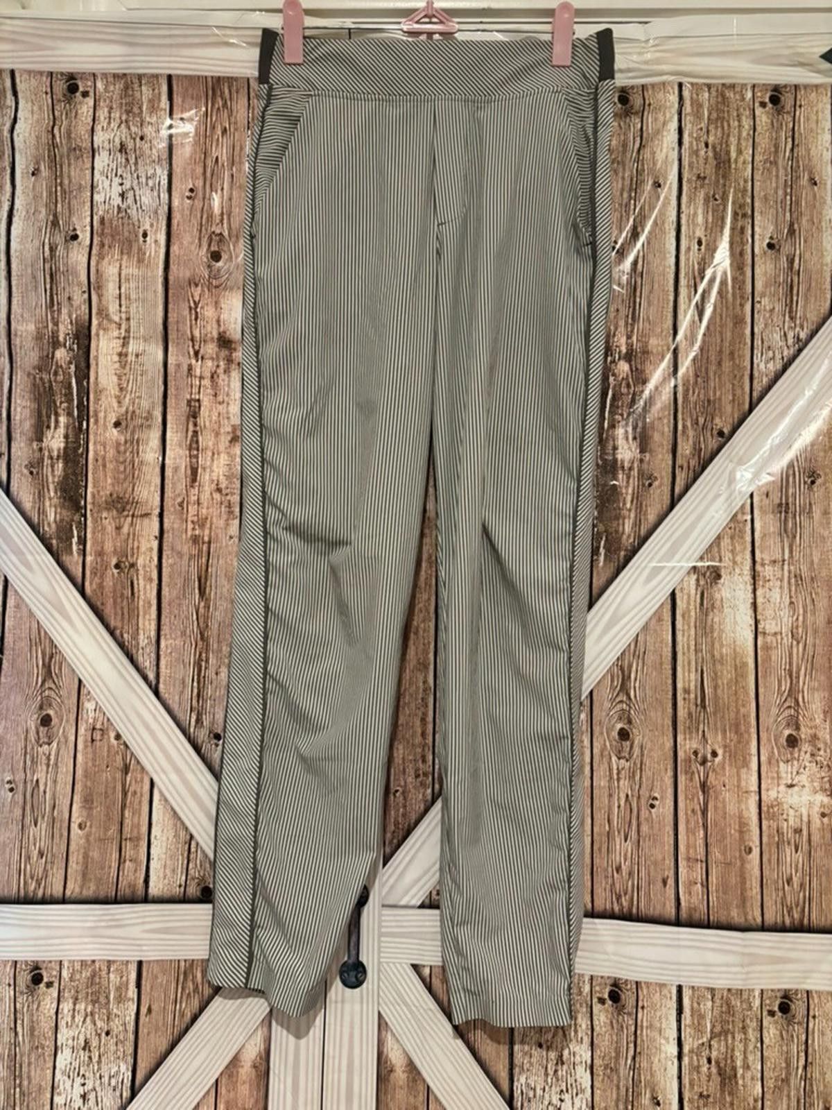Designer Womens Athleta sz 2 grey active pants #271 Size 26" / US 2 / IT 38 - 1 Thumbnail