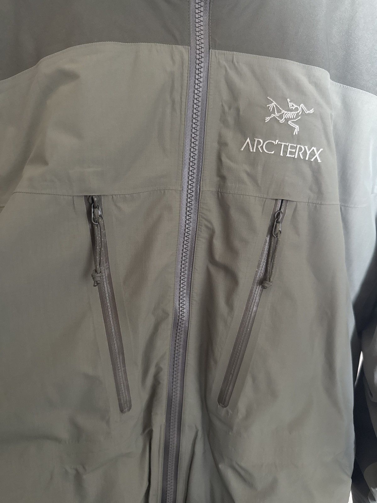 Arc'teryx Men's Vintage Arc'teryx Goretex Pro Shell Size US L / EU 52-54 / 3 - 3 Thumbnail