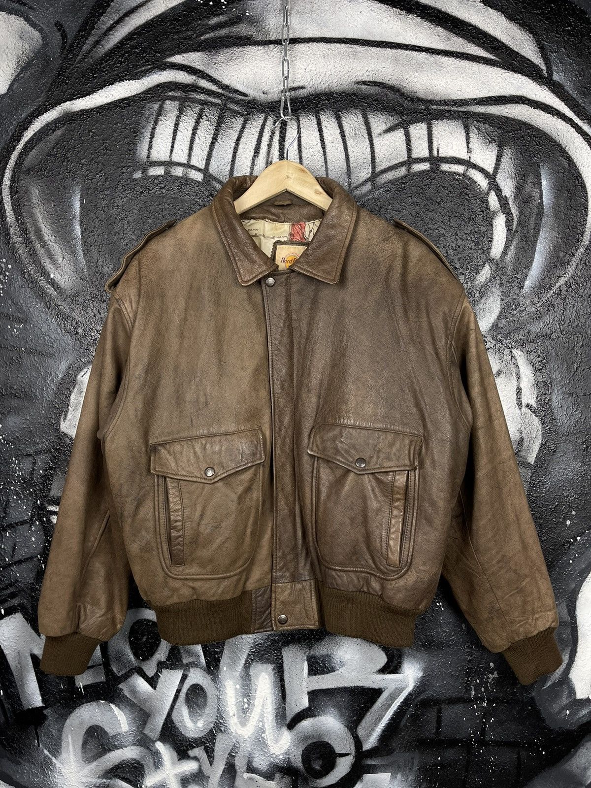 Hard Rock Cafe × Vintage Vintage Hard Rock Cafe Orlando Leather Jacket Men’s Size US M / EU 48-50 / 2 - 3 Thumbnail