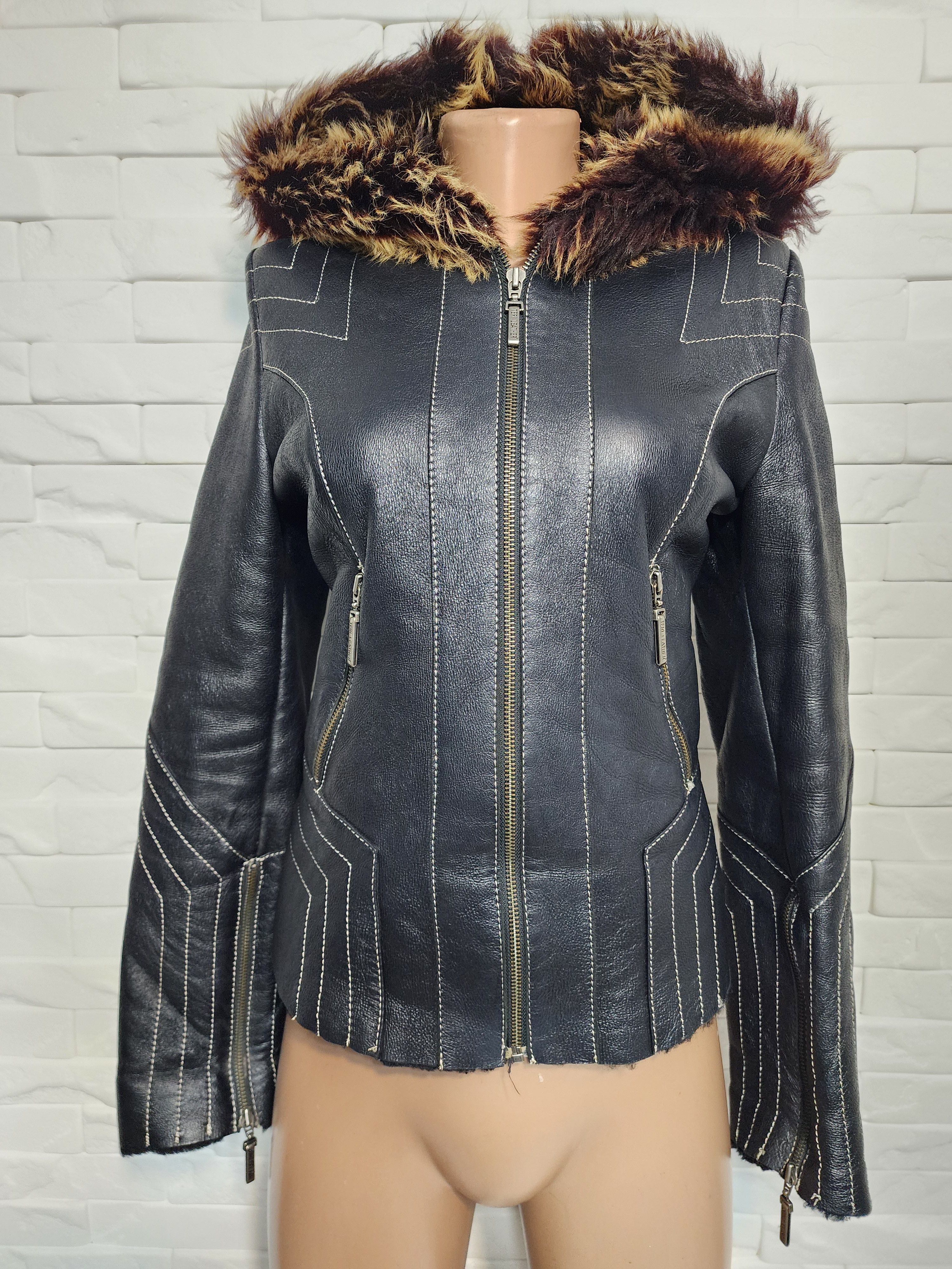 Furla Black Sheepskin Coat: Women's Genuine Fur Hooded Jacket Size XS / US 0-2 / IT 36-38 - 1 Thumbnail