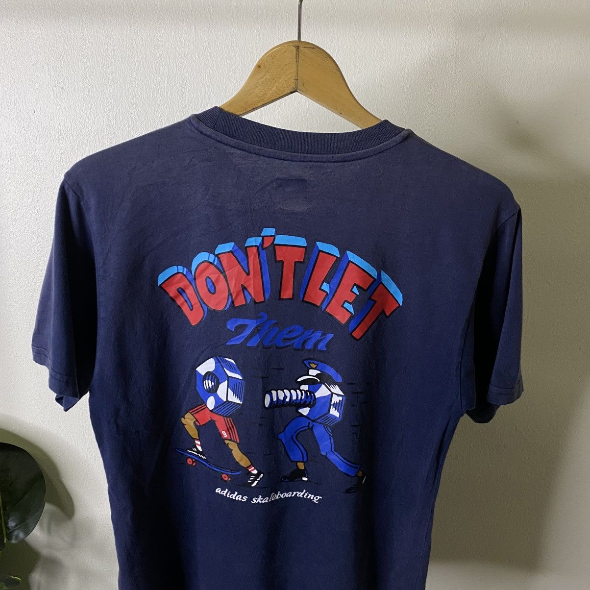 Adidas Adidas Skateboarding T Shirt Size US S / EU 44-46 / 1 - 2 Thumbnail