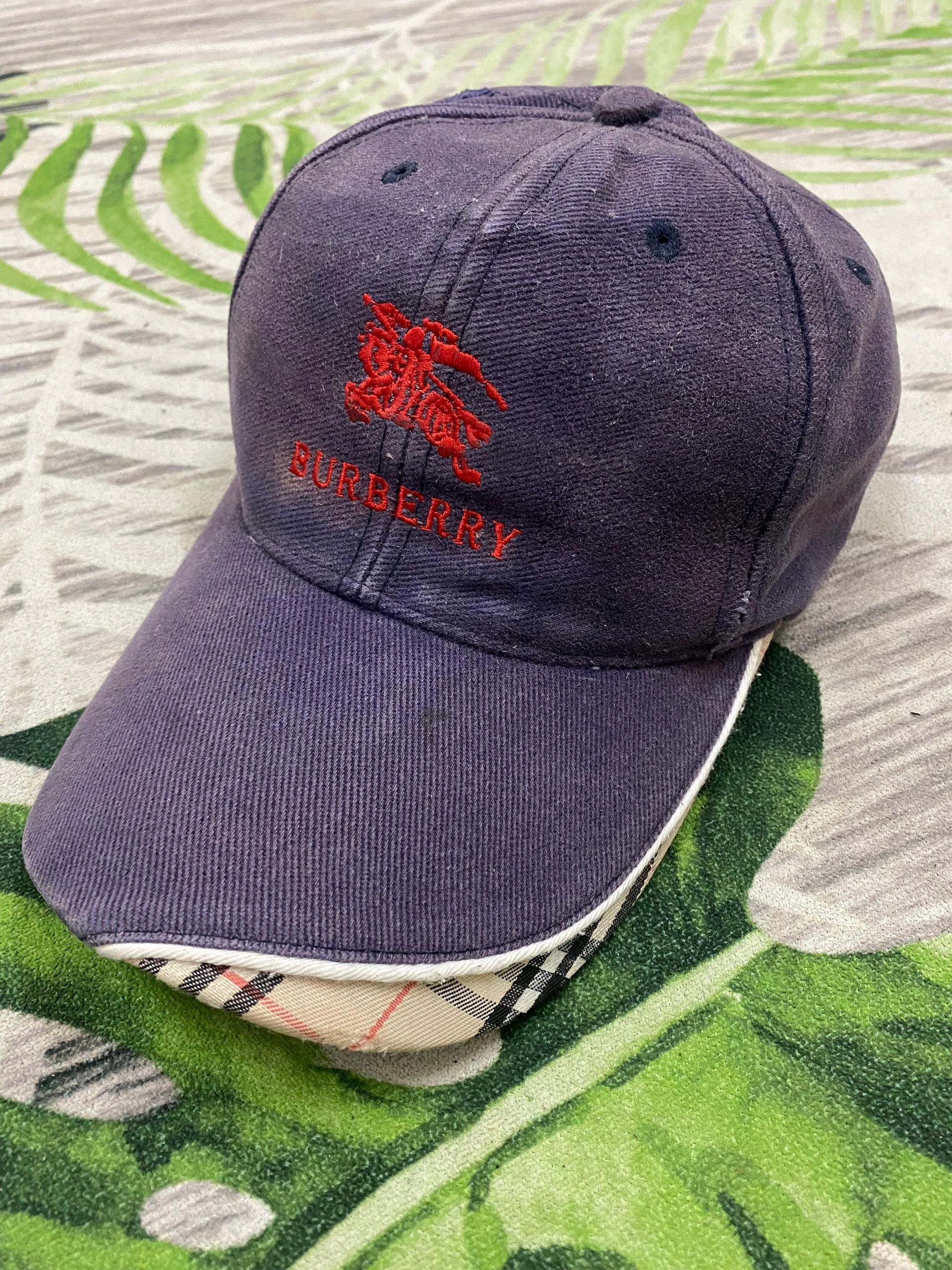 Burberry Vintage Burberrys Nova check Hats distressed design Size ONE SIZE - 1 Thumbnail