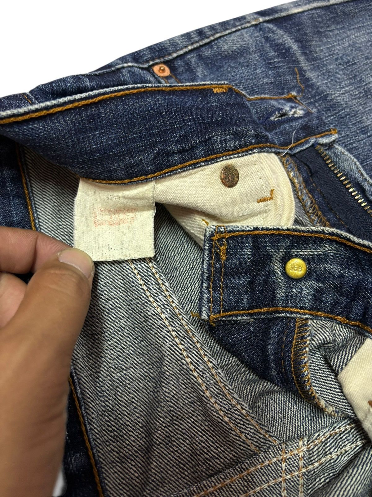 Levi's Vtg 90s Levis 559 Distressed Jeans Size US 29 - 7 Thumbnail