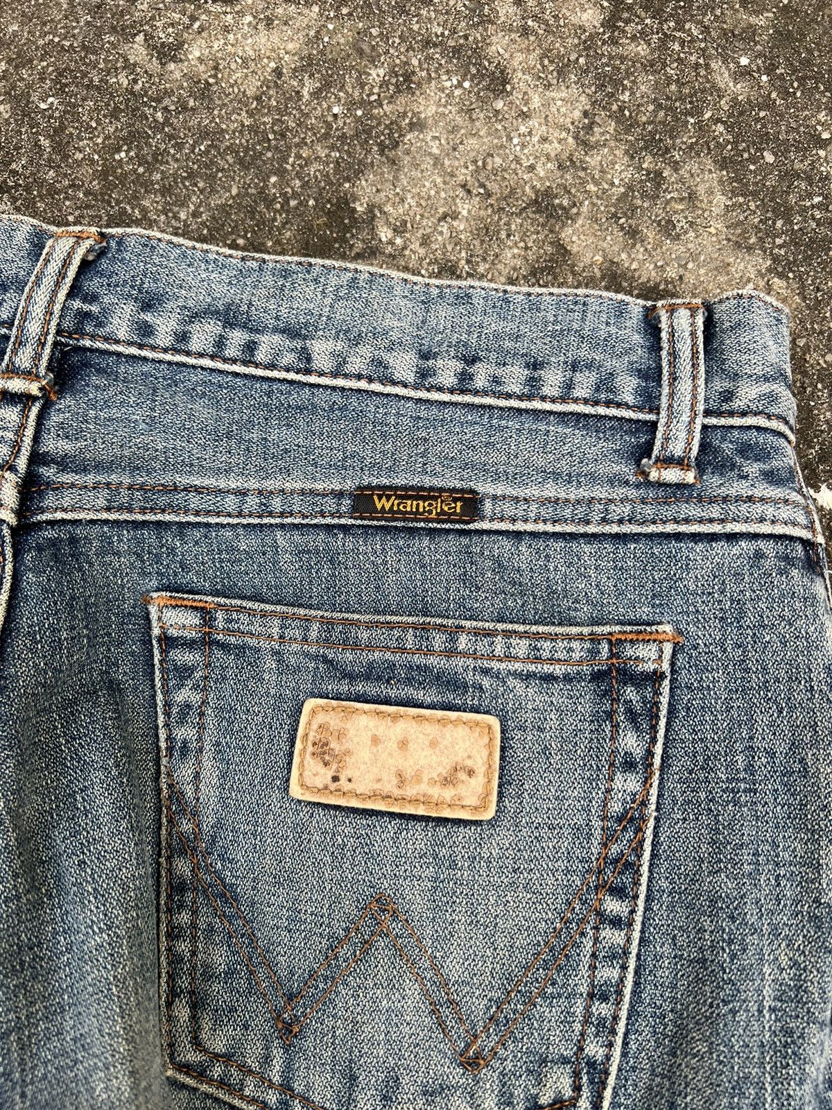 Japanese Brand × Wrangler 💥Flare💥 wrangler Distressed Mud Wash Jeans Size US 30 / EU 46 - 10 Thumbnail
