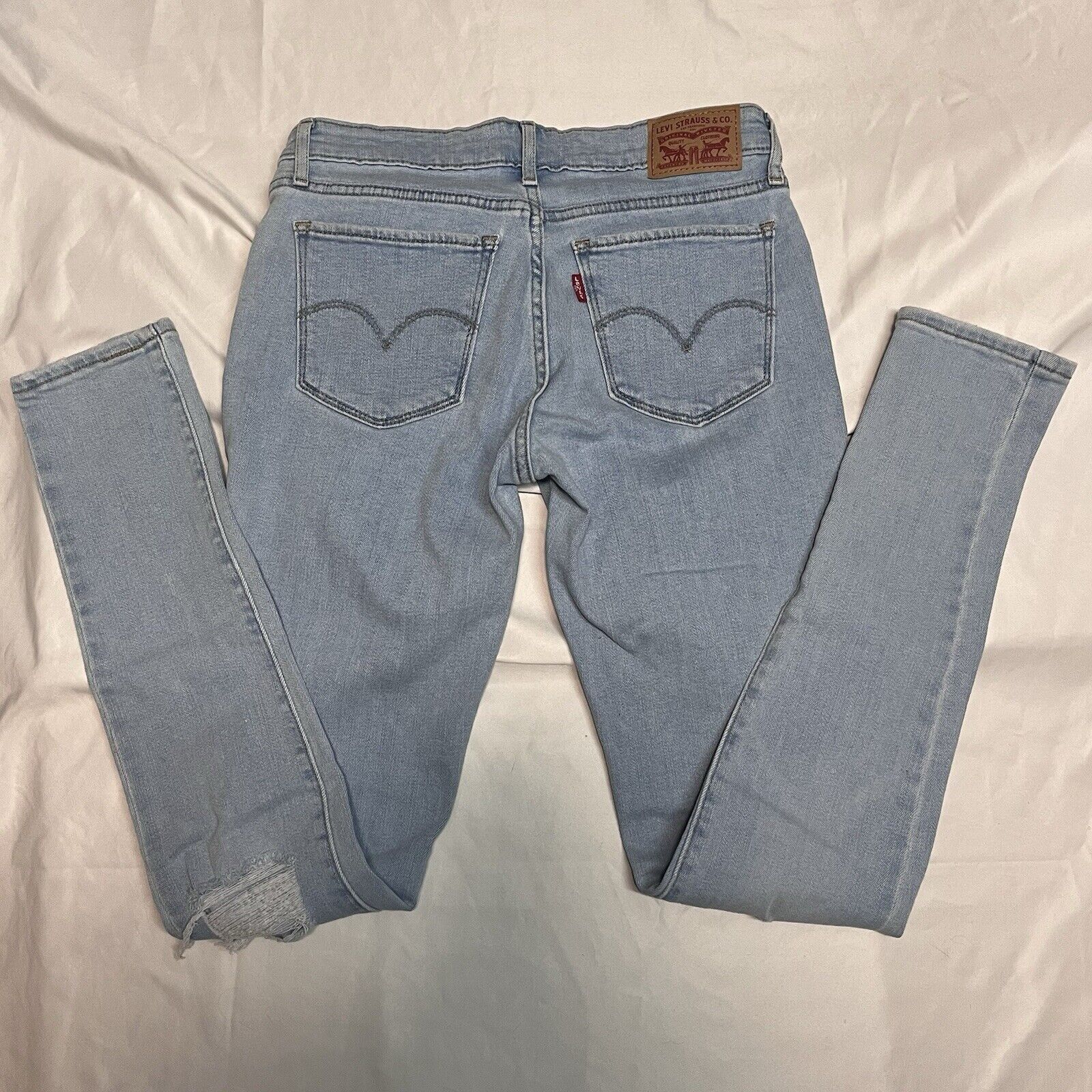 Levi's levis 711 skinny jeans Azure Trashed White Indigo Light Wash Size 26" / US 2 / IT 38 - 8 Thumbnail