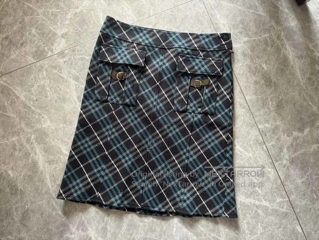 Burberry Burberry Color-Block Cotton Blend Midi Skirt. Size 28" / US 6 / IT 42 - 1 Thumbnail
