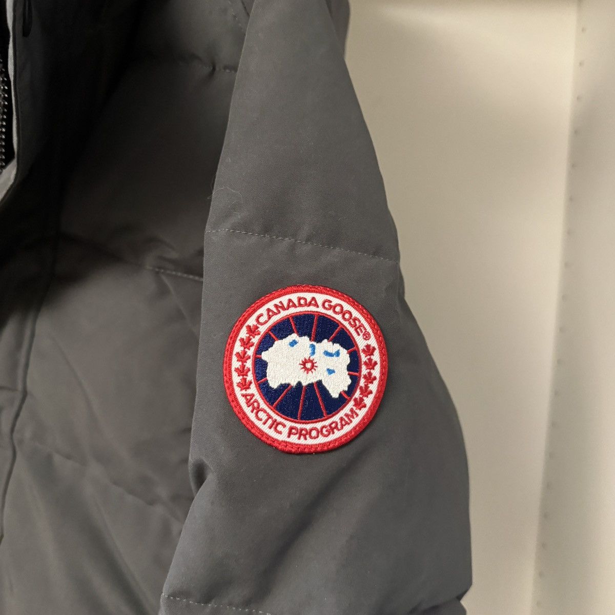 Canada Goose Canada Goose Men Carson Parka Jacket Size US S / EU 44-46 / 1 - 6 Thumbnail