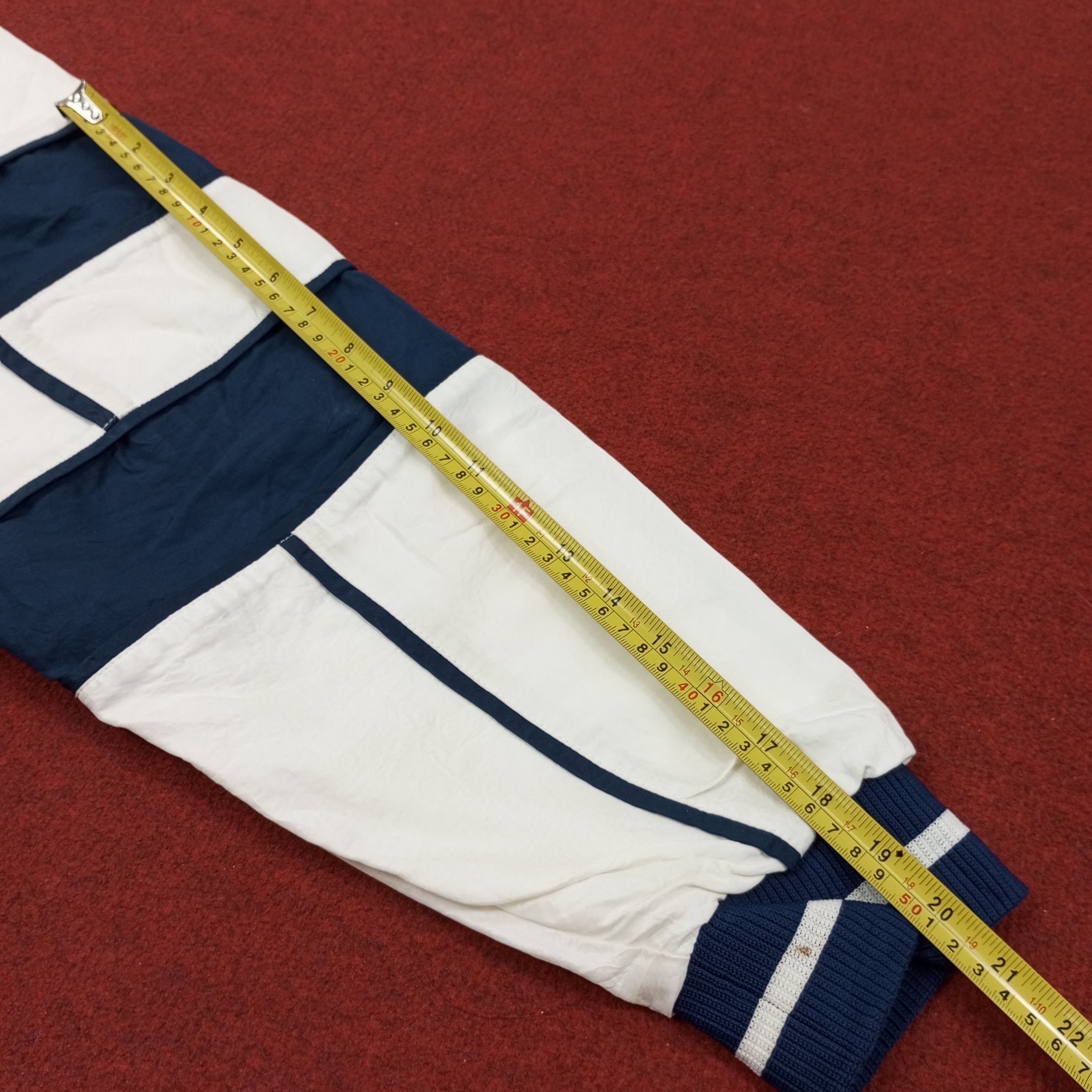 Le Coq Sportif Le Coq Sportif France Sportswear Jacket c243n24 Size US L / EU 52-54 / 3 - 10 Thumbnail