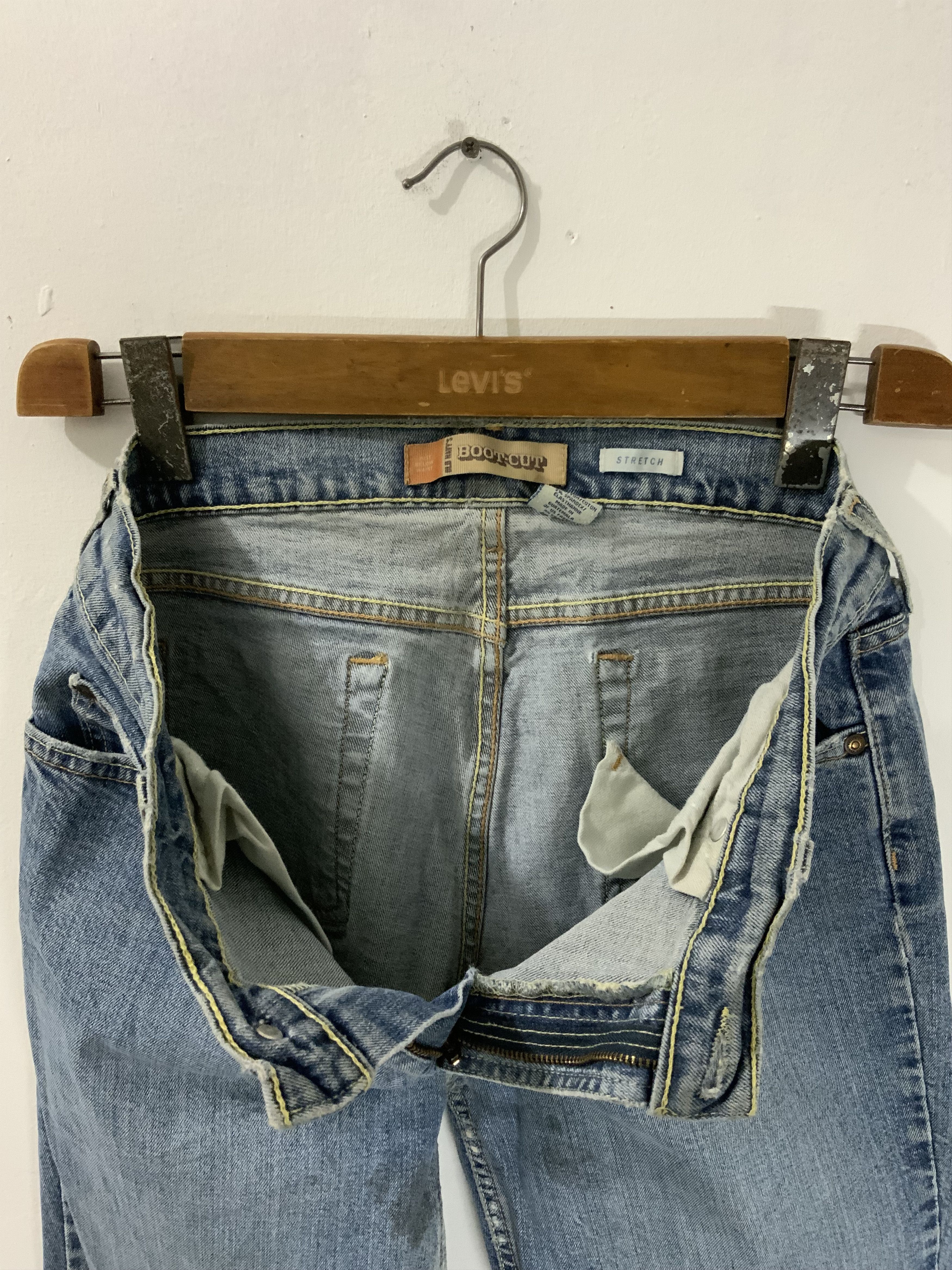 Jean Old Navy Blue Jeans Boot Cut Jeans Size US 30 / EU 46 - 14 Thumbnail