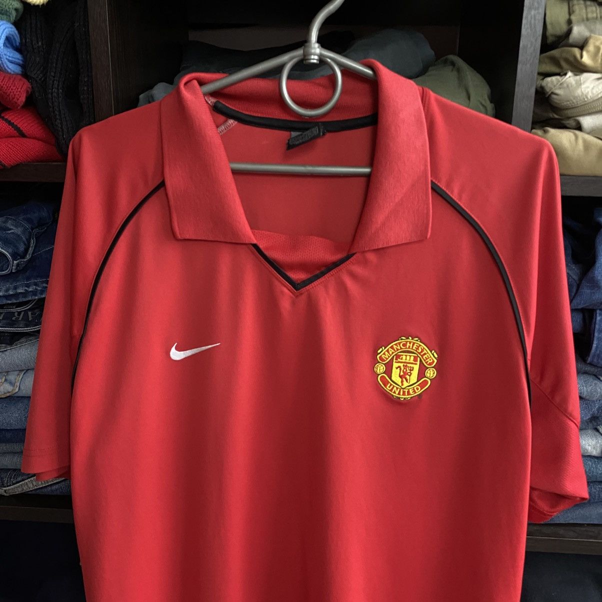 Nike Vintage Nike Manchester United 2000’s training soccer jersey Size US L / EU 52-54 / 3 - 2 Thumbnail