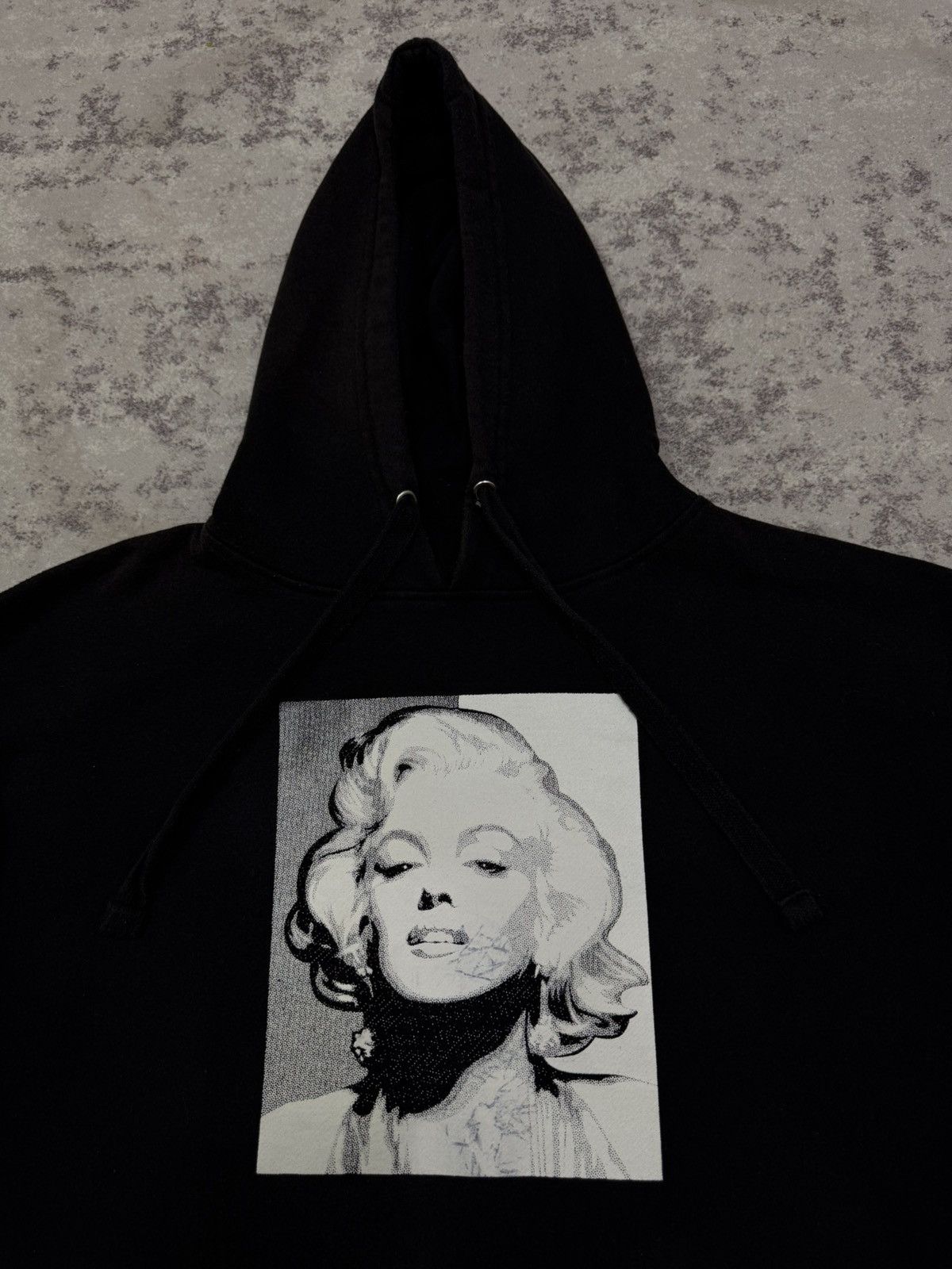 Japanese Brand Mariyln Monroe Graphic Hoodie Timeless Beauty Pullover Sweat Size US XL / EU 56 / 4 - 5 Thumbnail