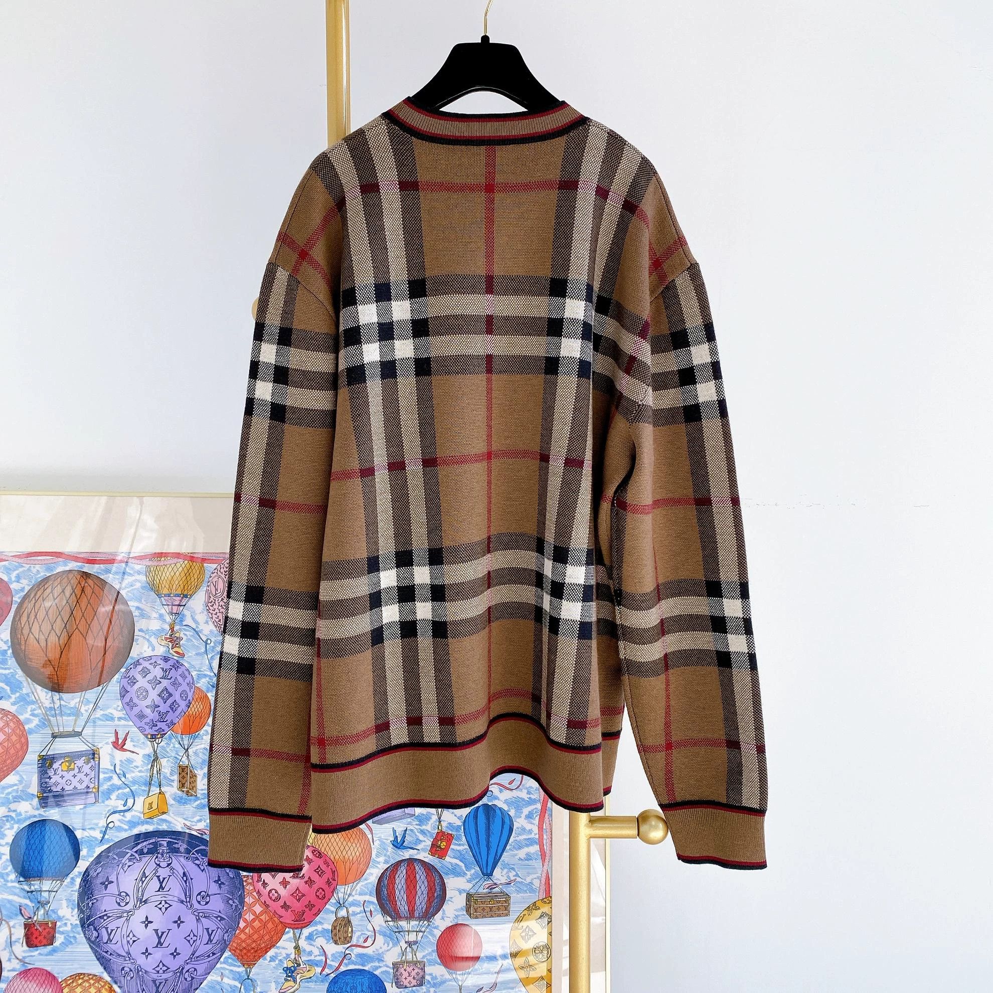 Burberry Burberry Khaki Check Knit Pullover XL Size US XL / EU 56 / 4 - 2 Thumbnail