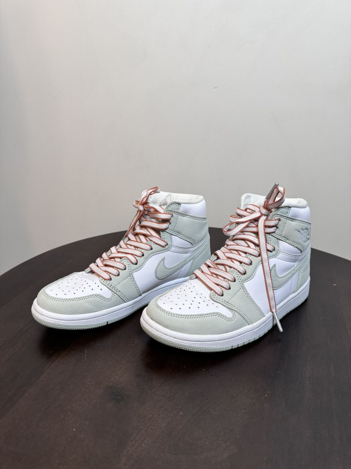 Jordan Brand Air Jordan 1 High Retro OG Seafoam Size US 6 / IT 36 - 3 Thumbnail