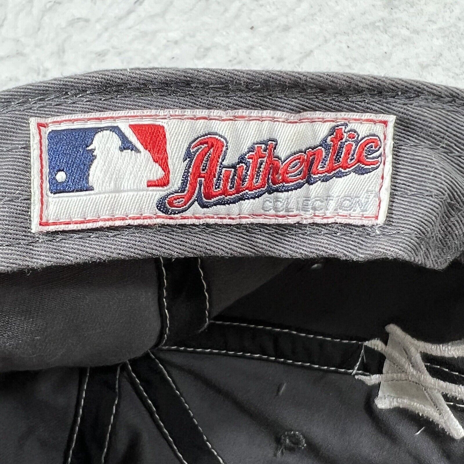 Twins Enterprise Inc. New York Yankees 2006 Adjustable Adult MLB Twins Hat Size ONE SIZE - 9 Thumbnail