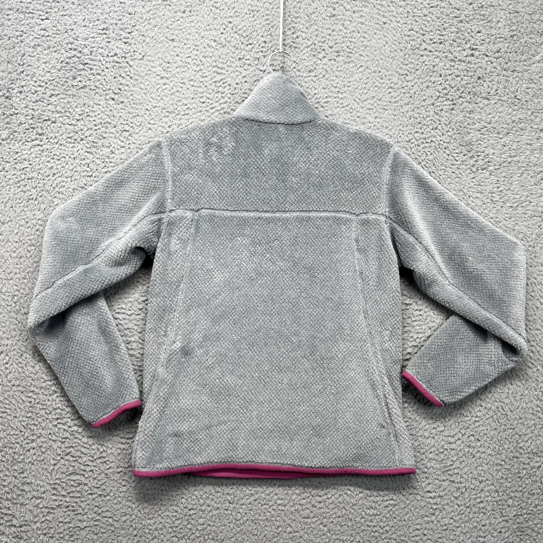Patagonia **Womens Patagonia Re-Tool Snap-T Pullover Jacket Small Gray Fleece** User: **Patagonia Re-Tool Snap-T Pullover Jacket Small Gray Fleece Womens** Size S / US 4 / IT 40 - 6 Thumbnail