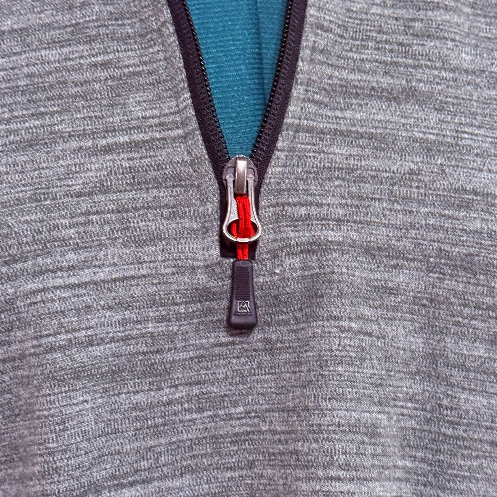 Avalanche Avalanche Outdoor Supply Co. Gray Half Zip Pullover | Sz M Size US M / EU 48-50 / 2 - 3 Thumbnail