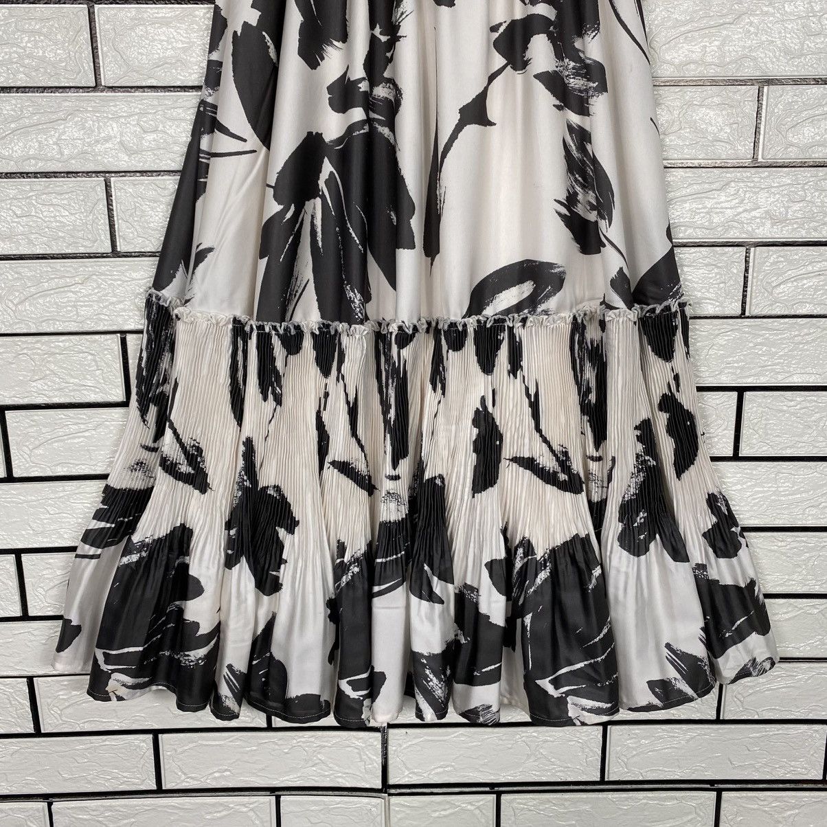 Japanese Brand Long Skirt Full Print Style Manda Japan Issey Miyake Size 26" / US 2 / IT 38 - 6 Thumbnail