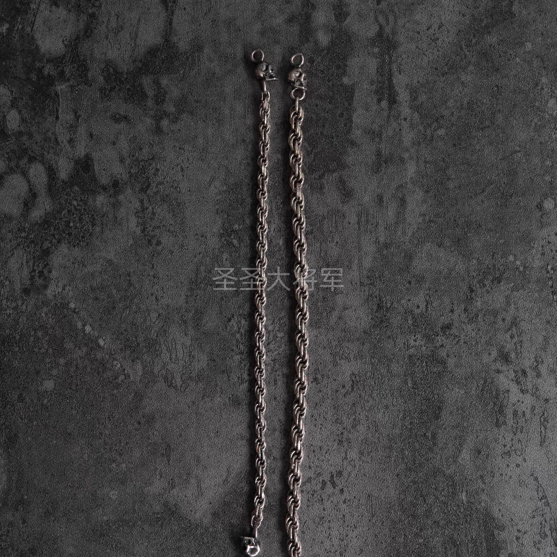 Emanuele Bicocchi Emanuele Bicocchi Gothic Rope Double Skull Bracelet Size ONE SIZE - 4 Thumbnail