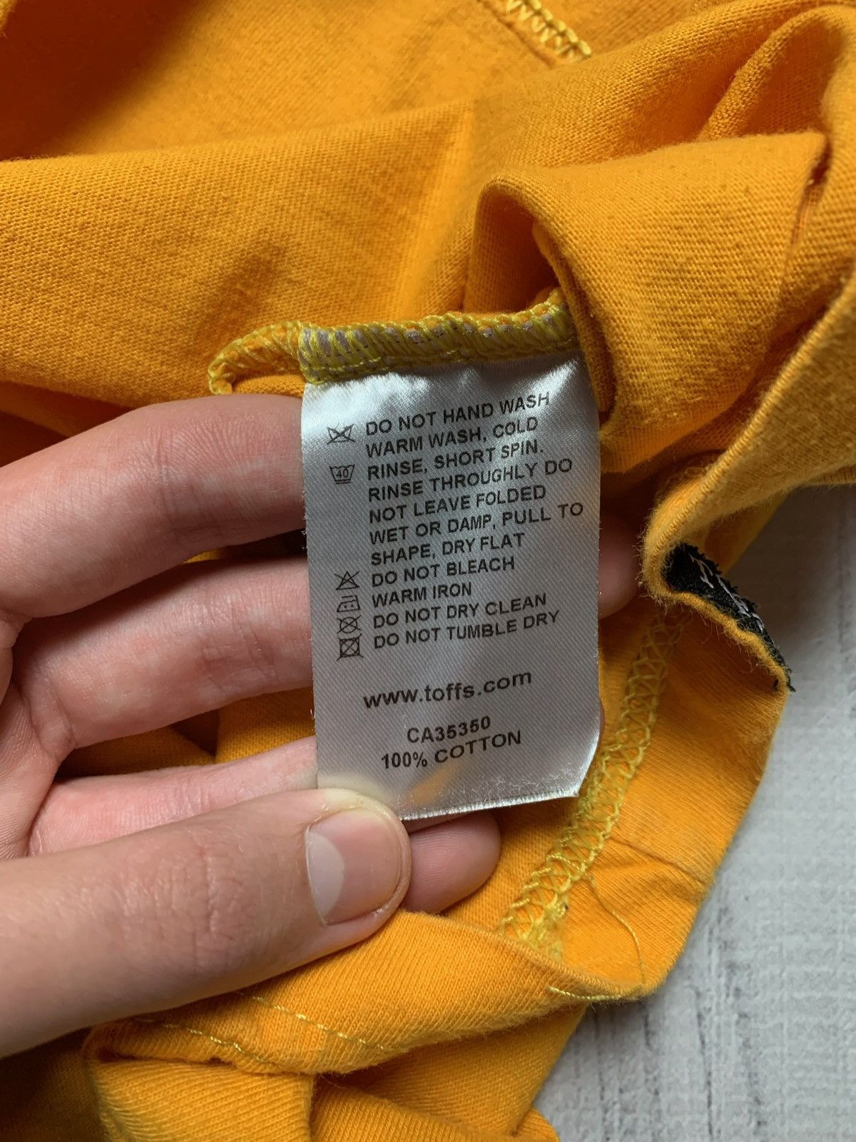 Vintage Vintage Dukla Praha soccer jersey rare size L orange Size US L / EU 52-54 / 3 - 7 Thumbnail