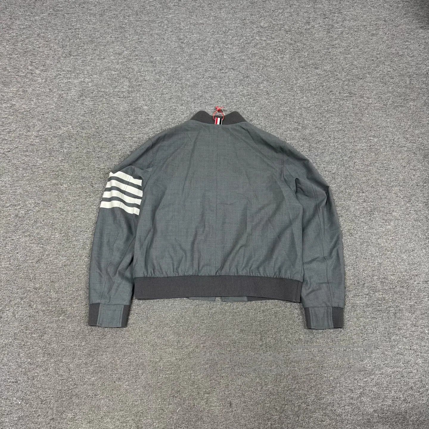 Thom Browne Thom Browne Gray four-stripe baseball jacket| Size US L / EU 52-54 / 3 - 2 Thumbnail